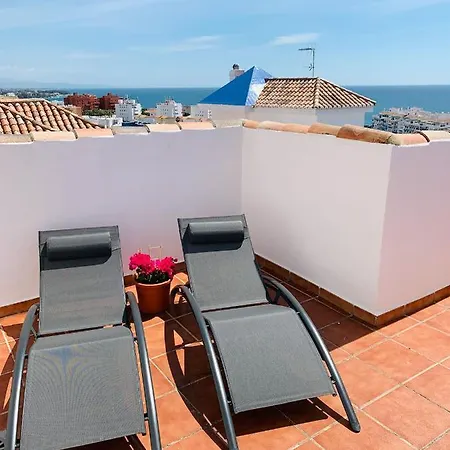 Penthouse Mit Private Dachterrasse Und Blick Auf Meer, Berge ,hafen Appartement *