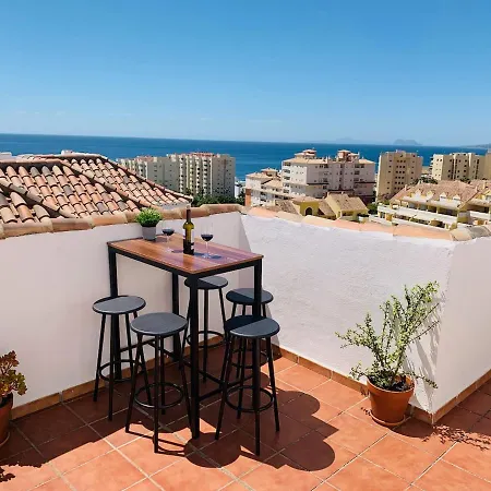Penthouse Mit Private Dachterrasse Und Blick Auf Meer, Berge ,hafen Appartement Estepona