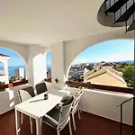 Penthouse Mit Private Dachterrasse Und Blick Auf Meer, Berge ,hafen Appartement Estepona
