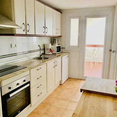 Apartment Penthouse Mit Private Dachterrasse Und Blick Auf Meer, Berge ,hafen Estepona